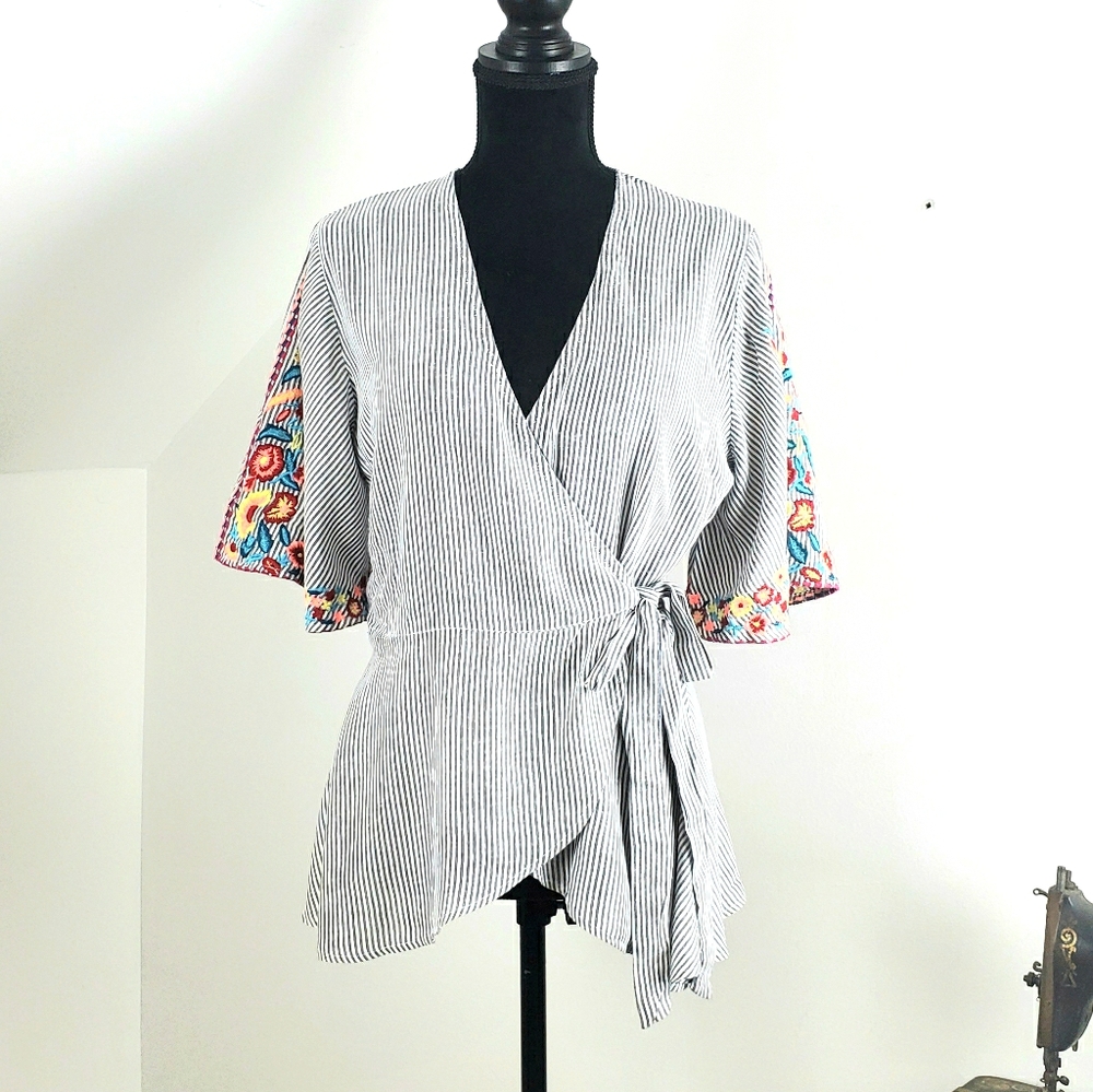 Angie Striped Front Tie Summer Top - Picture 2 of 6